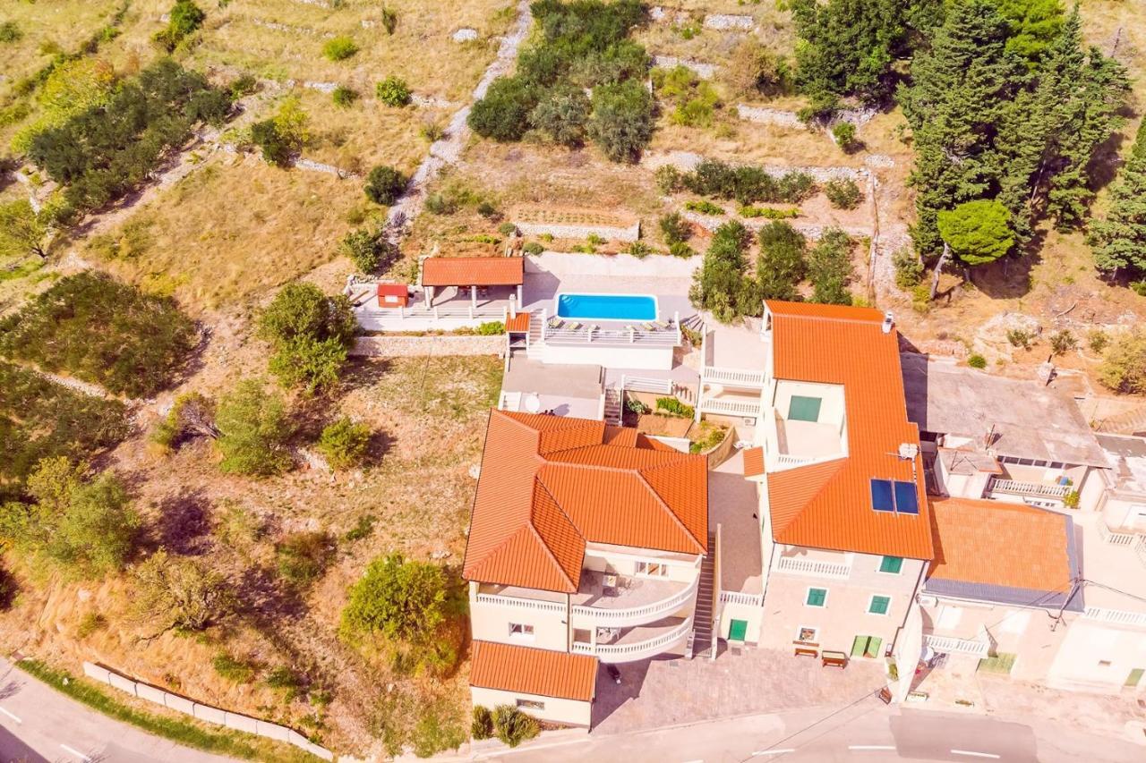 Villa Maslina, With Private 32M2Pool, Panoramic Views On 100Km Coastline, 12 Pax ロクヴァ・ロゴズニツァ エクステリア 写真